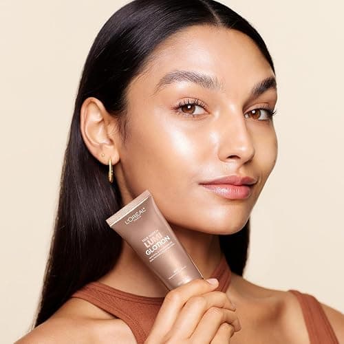 L’Oréal Paris True Match Lumi Glotion, Highlighter, Natural Glow Enhancer for Face & Body, Makeup, Instantly Hydrates and Illuminates Skin, Sheer Color Tint, Offers a Sunkissed Glow, 903 Medium, 40 mL thumbnail 7