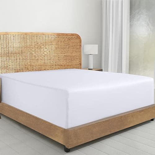 California Design Den 100% Organic Cotton Fitted Sheet Queen Size Only - Percale Queen Deep Pocket Fitted Sheet, Lightweight, Snug-Fit, Crisp, Durable - White - Image 1