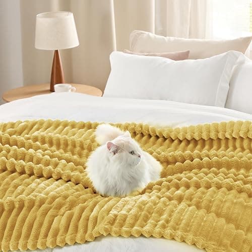 Bedsure Honey Fleece Blanket for Couch - GentleSoft Cozy Soft Blankets for Women, Cute Small Throws for Girls, 50x60 Inches - Honey - Throw (50" x 60") thumbnail 4
