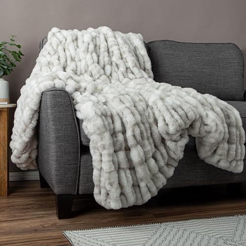 Lavish Home Oversized Ruched Blanket 60x80-Inch Jacquard Faux Fur Queen-Size Throw for Sofas Luxurious Bedding, Gray thumbnail 4