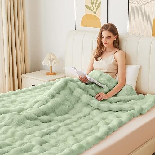 ORINOVA Sage Green Fluffy Comfy Blanket for Couch Living Room 50x60 Faux Fur Throw Blanket for Bed Soft Furry Cozy Best Housewarming Home Decor Gifts 860 GSM thumbnail 3