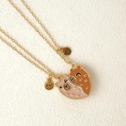 HANRESHE Brown Capybara Best Friend Necklace Cute Heart Capybara Bff Necklace Fashion Friendship Necklaces Gift thumbnail 4