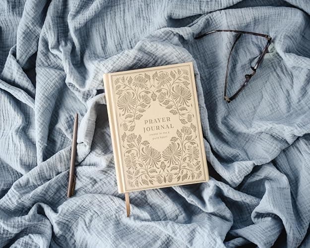 Create in Me a Pure Heart: Prayer Journal (Includes Bible Verses, Journaling Prompts, and Prayers) – The Perfect Gift for Christian Women thumbnail 6