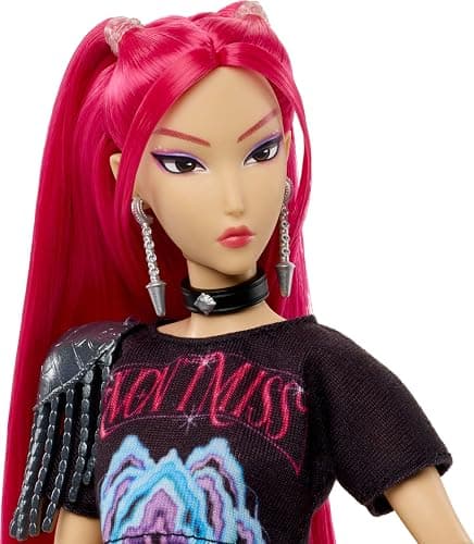 Mira Doll thumbnail 3