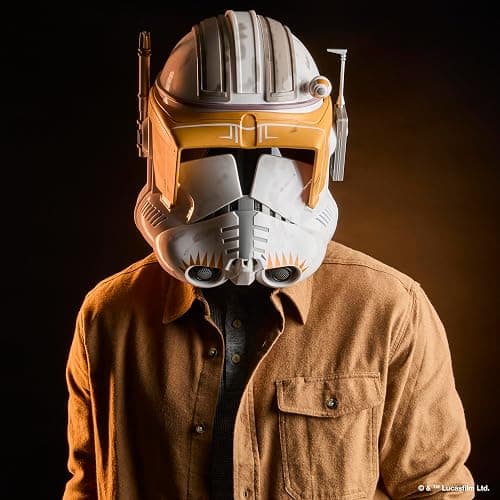 STAR WARS The Black Series Clone Commander Cody, Revenge of the Sith Premium Electronic Roleplay Helmet for Ages 14 and Up (Amazon Exclusive) thumbnail 7