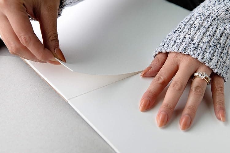 Strathmore 300 Series Tracing Paper Pad, Tape Bound, 9x12 inches, 50 Sheets (25lb/41g) - Artist Paper for Adults and Students thumbnail 4