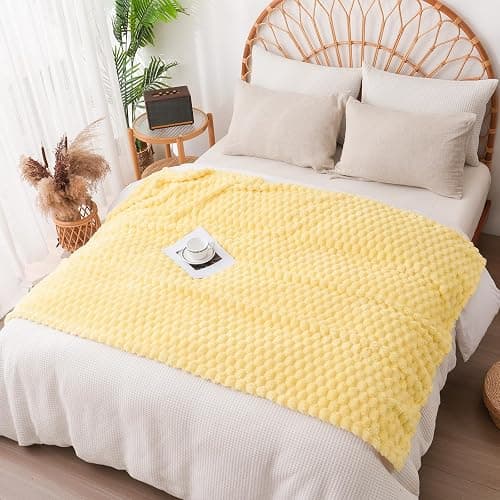 Vessia Flannel Fleece Throw Blanket, 3D Jacquard Light Yellow Fuzzy and Warm Blanket for Couch, Sofa, Bed, 300GSM Super Soft Touch Cozy Home Decor for All Seasons (50x70 inches) thumbnail 4