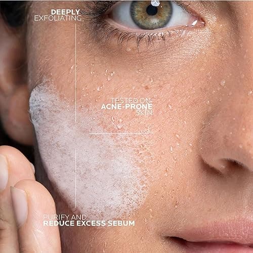 La Roche Posay Effaclar, Gel Purificante Micro-Peeling, Per Pelli Grasse a Tendenza Acneica, Azione Detergente, Pelle Levigata, Rimuove Sebo e Impurità, Con Acido Salicilico, LHA e Zinco, 400 ml thumbnail 2