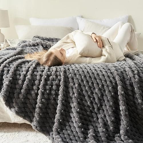 NEWCOSPLAY Super Soft Throw Blanket Grey Premium Silky Flannel Fleece 3D Clouds Stylish Jacquard Lightweight Bed Blanket All Season Use 350GSM (Grey, Throw(50"x60")) thumbnail 4