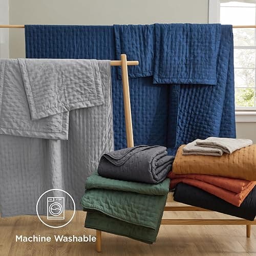 Bedsure King Quilt - Linen Bedspread King Size & Lightweight Comforter, Modern Farmhouse Coverlet with Clover Pattern, Ultra Soft All-Season Bedding, 106 x 96 Inches thumbnail 8