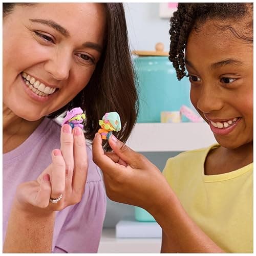 Hatchimals Alive, Make a Splash Playset with 15 Accessories, Bathtub, 2 Color-Change Mini Figures in Self-Hatching Eggs, Gifts & Stocking Stuffers for Girls & Boys thumbnail 7