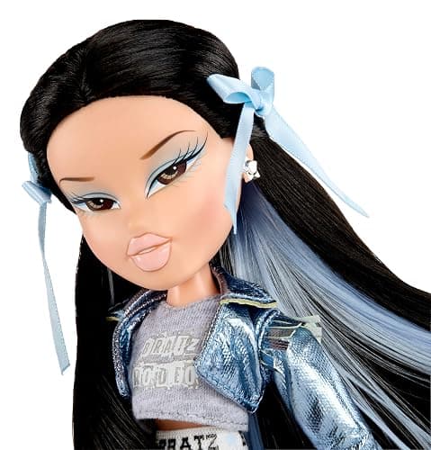 Bratz Pop Starz Jade Fashion Doll with Accessories and Charm thumbnail 14