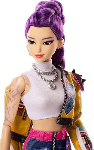 Mattel Kpop Demon Hunters HUNTR/X Rumi Fashion Doll | Wearing “How It’s Done” Performance Look, Sword Accessory​​, Inspired by the Movie thumbnail 3