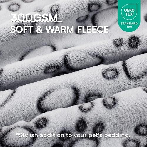 Luciphia Premium Soft Dog Blanket for Large Dogs Washable 300GSM Fluffy Warm Fleece Puppy Cat Paw Print Pet Flannel Grey Paw L(41"x31") thumbnail 2