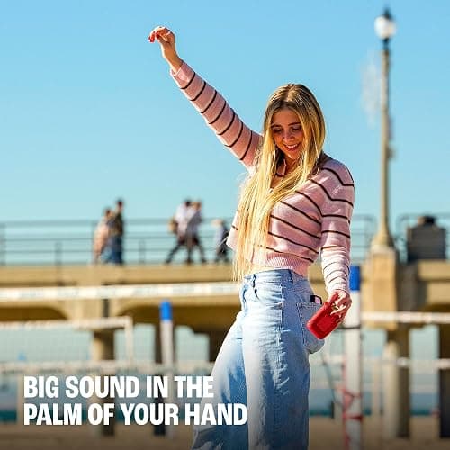 JBL Go 5 - Ultra-Portable Waterproof & Drop-Proof Speaker with JBL Legendary Sound & Ambient Edge Lighting, AirTouch Instant Stereo Pairing or Link Multiple Compatible Speakers via Auracast™ (White) thumbnail 6