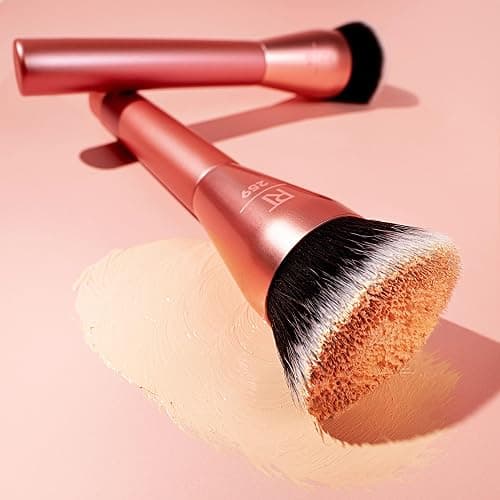 Real Techniques Glow Round Base Makeup Brush, For Liquid & Cream Makeup, Flat Top Foundation Brush For Buffing & Blending Up Coverage, Dense, Synthetic Bristles, Vegan & Cruelty Free, 1 Count thumbnail 7