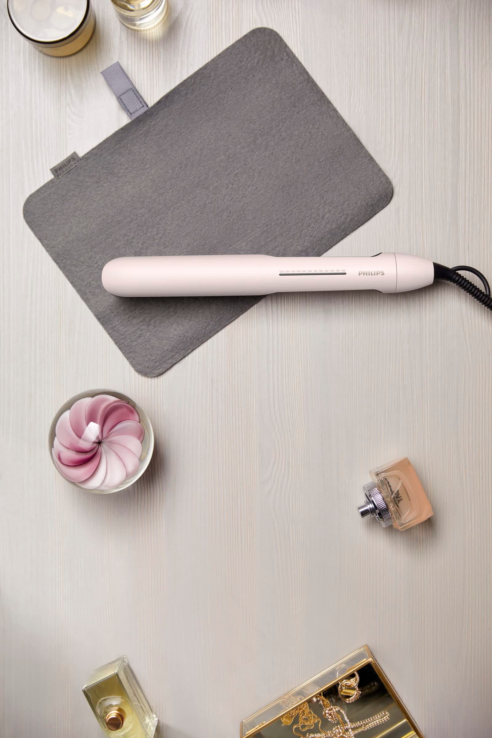 Philips 5000 Series Straightener, ThermoShield Technology, 50% Faster Straightening with Ionic Care, Argan Oil Infused Floating Plates, Temperature Display, BHS510/50, Pearl Peach thumbnail 8