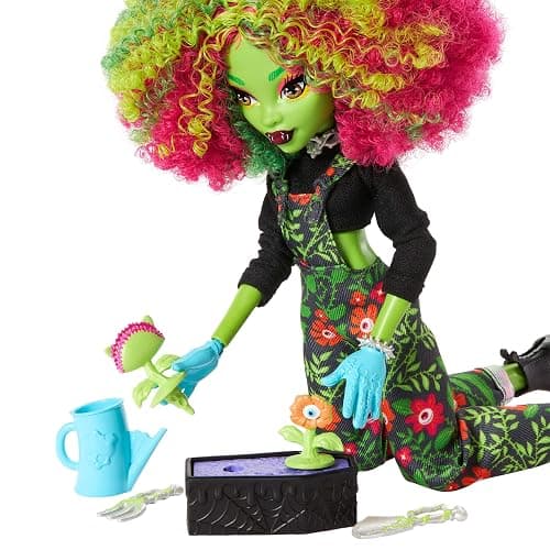 Monster High Fearbook Venus McFlytrap Doll and Accessories Set with Unearthed Club Theme including Varsity Jacket, Yearbook, and Gardening Tools thumbnail 5