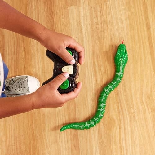 Terra by Battat - RC Emerald Tree Boa Snake Robot with LED Eyes & Realistic Movement - Lifelike Fake Snake Toy with Infrared Controller, Batteries Included - Educational Fun for Kids Ages 6+ thumbnail 2