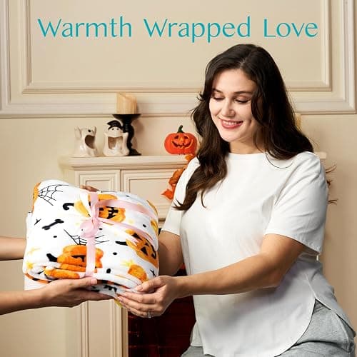 Joiedomi Halloween Throw Blanket - Soft Plush Spider Webs Bat Pumpkin Blanket - Cozy Flannel White Halloween Decoration for Party Sofa Bed Living Room 50"x60" thumbnail 6