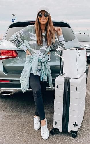 ECOWISH Women Side Split Sweatshirt: Fall Crewneck Long Sleeve Oversized Camo Shirts Casual Camouflage Print Pullover Tops thumbnail 3