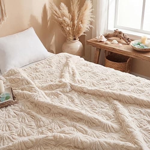 Gilprop Seashell Blanket Throw Coastal Beachy Themed White Shell Soft Fuzzy Plush Faux Fur Cozy Blanket for Couch Sofa Bed Lounging Ideal Gifts for Summer Holiday Adults Wife Self 50 x 60 Inches thumbnail 3