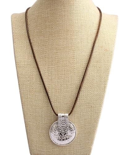 Bjesinmo Leather Necklace for Women Long Boho Pendant Hippie Choker Necklace Bohemian Layered Leather Rope Wooden Jewelry Gifts thumbnail 7