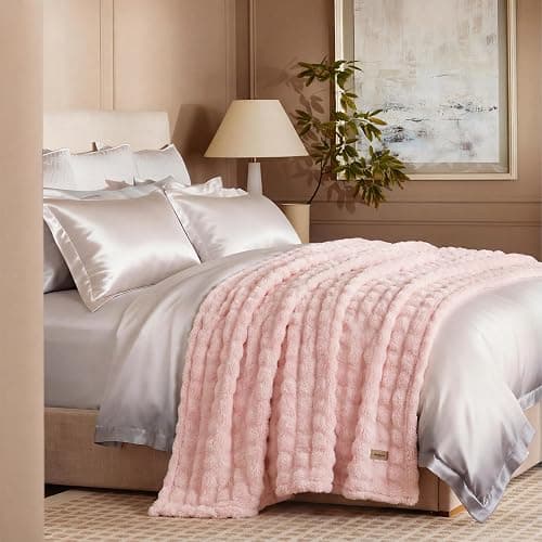Bedsure 3D Fleece Bubble Blanket - Pink King Cute Blanket for Bed Sofa Girls Room Decor - Luxury Soft Cozy Spring Birthday Gifts for Women Girls, Lightweight, Light Pink, 108"×90" thumbnail 8