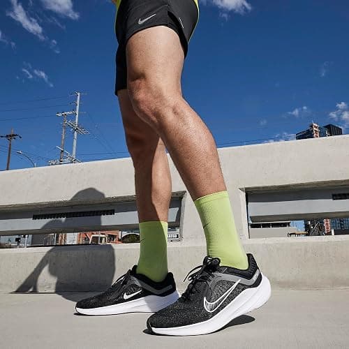 Nike Men's Sneaker thumbnail 7