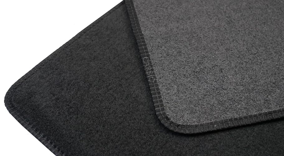 Carsio Universal Car or Van Floor Mats 4PC Set Non Slip Carpet with Black Edging thumbnail 5