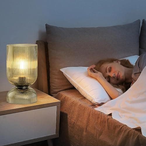 Gmrhndy Modern Table Lamp,Glass Mid Century Lamp with Green Glass Shade, Bedside Lamp with On/Off Switch, Minimalist Nightstand Lamp for Bedroom, Living Room, Office (Bulb not Included) thumbnail 5