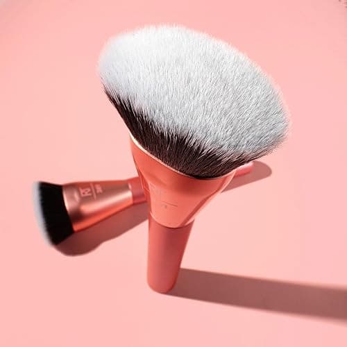 Real Techniques Snatch + Sculpt Contour Makeup Brush, For Liquid and Cream Contour and Bronzer, Flat Top and Oval Head For Blending and Buffing, Dense,1 Count - Snatch + Sculpt Contour Makeup Brush thumbnail 8