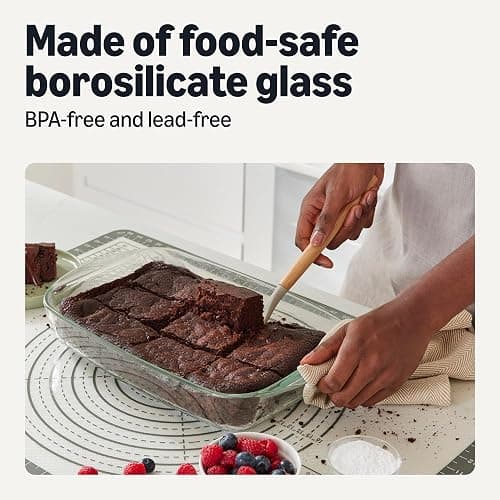 Amazon Basics Glass Baking Dishes with BPA-Free Lids, 6-Piece Set, Borosilicate Glass, Dishwasher and Oven-Safe, Linen Gray thumbnail 3