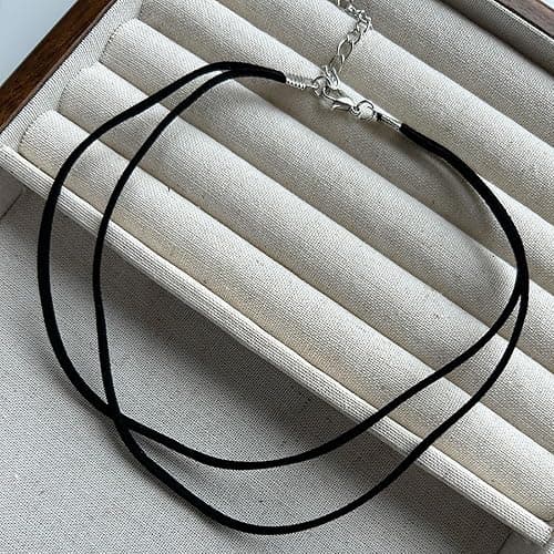 Palotay Black Choker Necklace Set Velvet Lace Choker Daisy Gothic Punk Classic Choker thumbnail 6