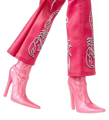 Bratz Sassy Stampede Jade Fashion Doll with Accessories: Western, Cowgirl Style Clothes & Accessory Pieces thumbnail 7