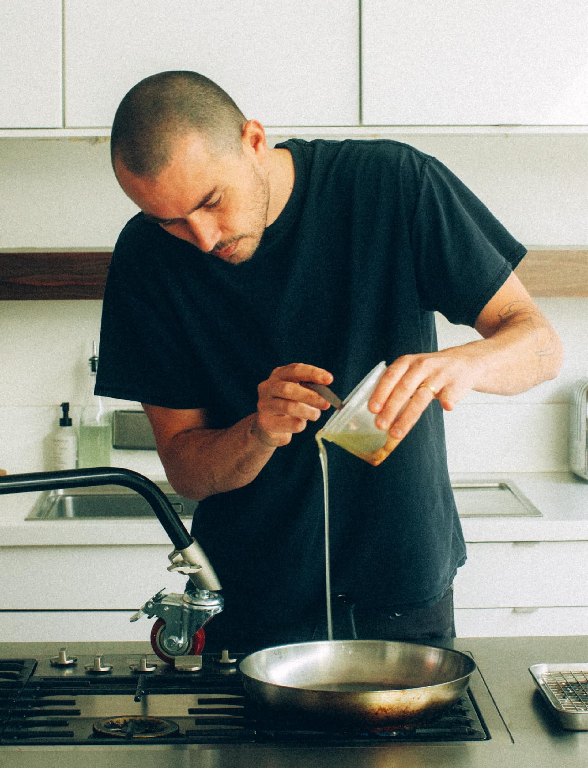 Cooking With Vegetables: THE SUNDAY TIMES BESTSELLER thumbnail 3