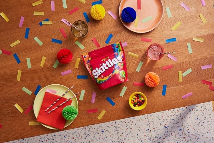 Skittles Sweets Bulk Bag 1kg | Chewy Fruit Flavoured Vegan Candy | Ideal for Sharing, Movie Nights & Party Bags | Family Size Pack thumbnail 7