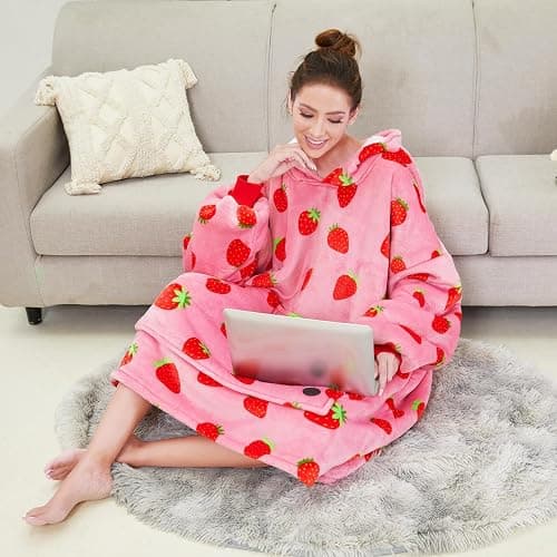 THREE POODLE Wearable Blanket Hoodie for Women, Oversized Sherpa Sweatshirt Blanket for Adults Men, Cozy Strawberry Hooded Blankets, Gifts for Teen Girls Women Mom Sister thumbnail 6