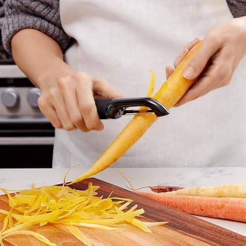OXO Good Grips Swivel Peeler, Black thumbnail 2