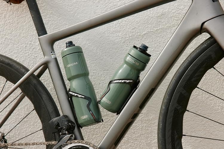 CamelBak Podium Steel Insulated Stainless Steel Bike Water Bottle Stone, 22oz thumbnail 6