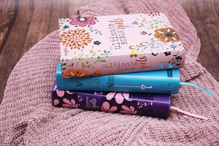 NIV, Ultimate Bible for Girls, Faithgirlz Edition, Hardcover thumbnail 13
