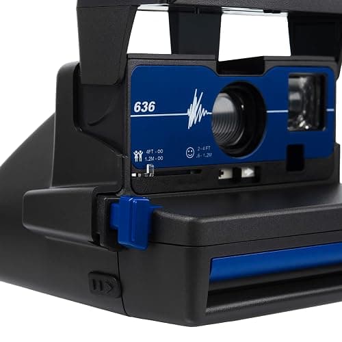 Polaroid 636 Blue Instant Film Camera thumbnail 7