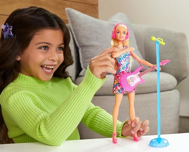 Barbie Big City, Big Dreams Singing Barbie “Malibu” Roberts Doll (11.5-Inch Blonde) with Music, Light-Up Feature, & Accessories, Gift for 3-7 Years, GYJ21 thumbnail 2