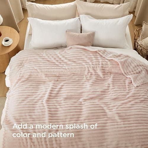 Bedsure GentleSoft Crystal Pink Full Blanket for Bed - Cozy Soft Blankets for Women, Cute Large Throws for Girls, 84x90 Inches thumbnail 4