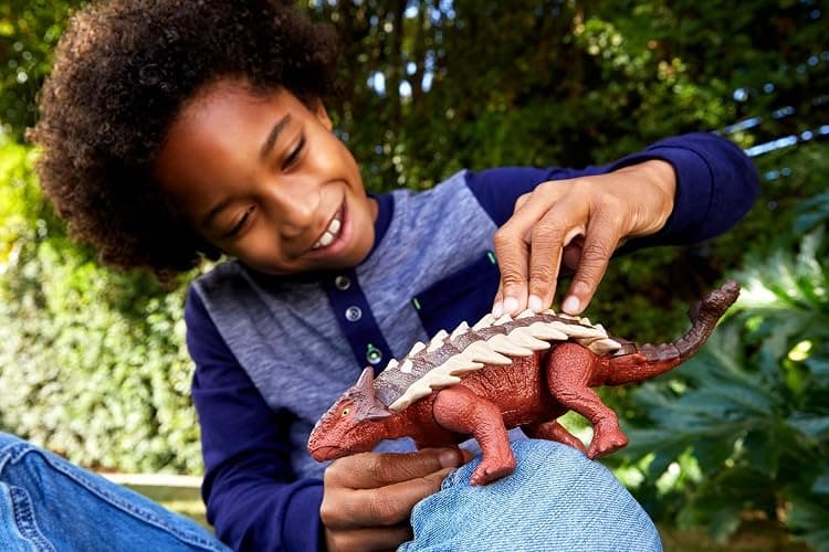Jurassic World Dominion Roar Strikers Ankylosaurus Dinosaur Action Figure with Roaring Sound and Attack Action, Toy Gift Physical & Digital Play ​​, HDX36 thumbnail 2