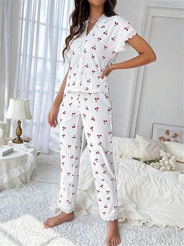 Ensemble pyjama côtelé 2 pièces pour femme avec haut boutonné et pantalon long avec bordure en dentelle thumbnail 2