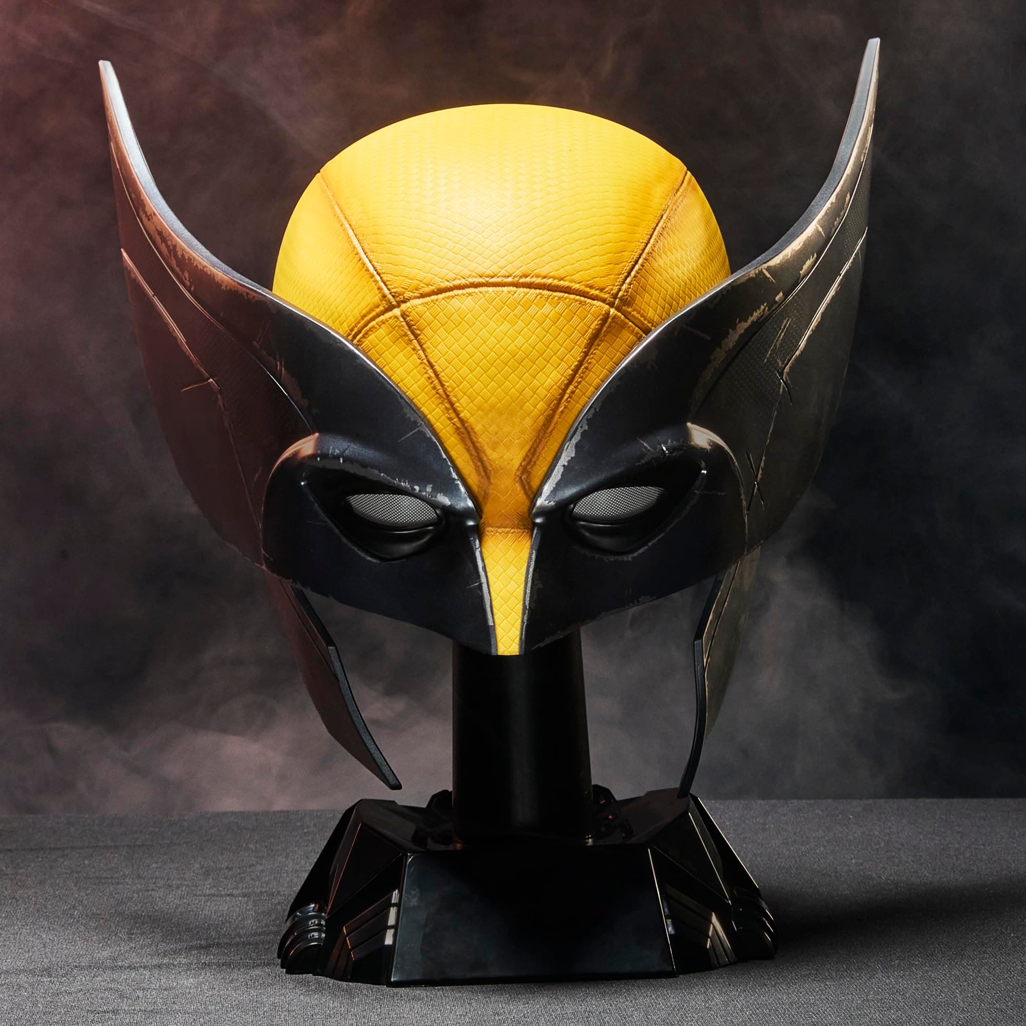 Marvel Legends Series Wolverine High Quality Role Play Mask | Marvel Legends Gears Life Size Prop Replica Deadpool & Wolverine - Wolverine Mask thumbnail 3