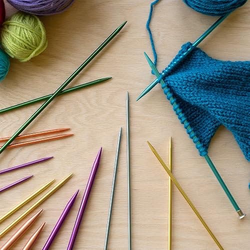 Boye 32936604000M Anodized Aluminum Straight Knitting Needle Set, US Sizes 8, 9, 10, 3 Sets thumbnail 9