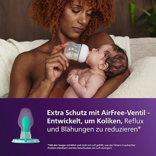 Philips AVENT Babyflaschen mit AirFree Ventil, Geschenkset für Neugeborene – 4 Babyflaschen, ultra soft Schnuller und Flaschenbürste, Babys von 0–12 Monaten und älter (Modell SCD657/11) thumbnail 4