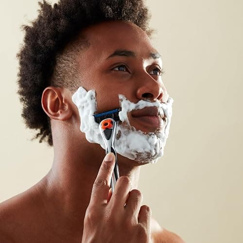 Amazon Basics 5-Blade MotionSphere Men's Razor with Dual Lubrication, Vitamin E, Precision Trimmer, 1 Handle & 16 Cartridges, Black thumbnail 7